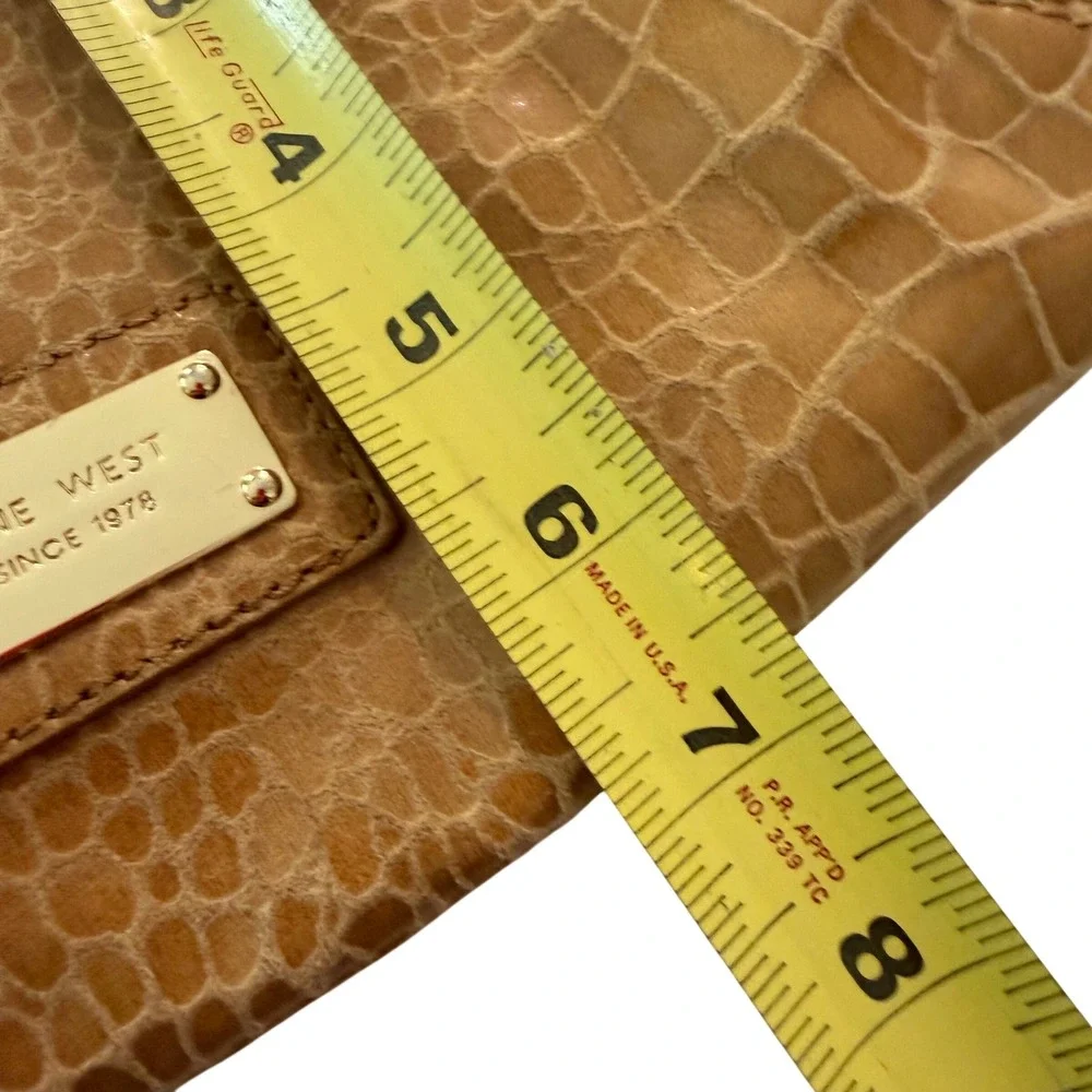 Nine West‎ Clutch Bag Women Tan Croc Embossed Foldover Classic Minimalist Preppy